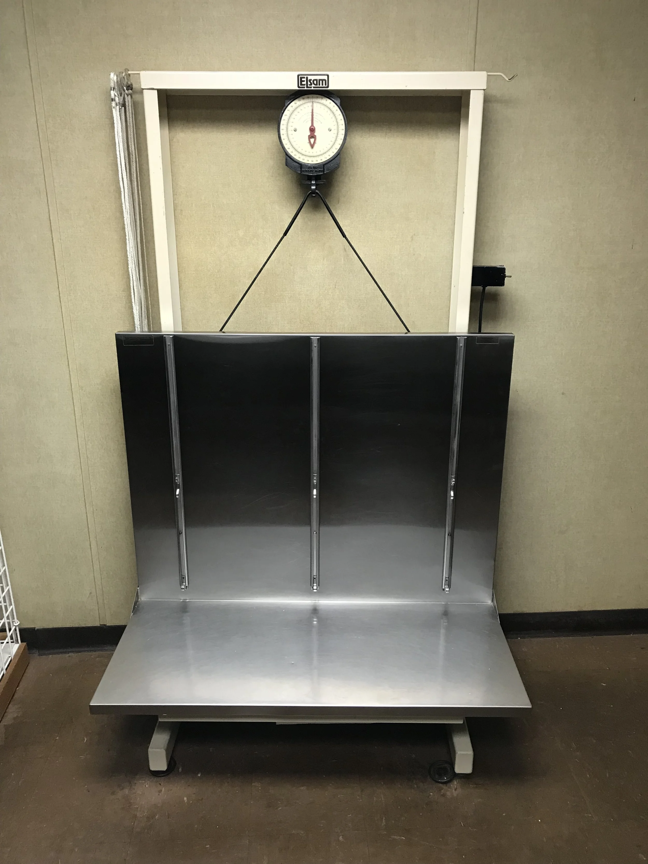 Sold - $300.00 - 1978 Exam Lift Table with built in scale - Pick